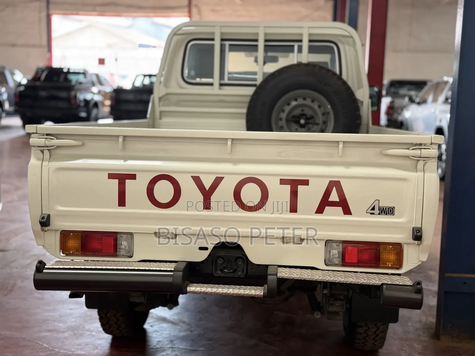 Toyota Land Cruiser Prado 2025 White