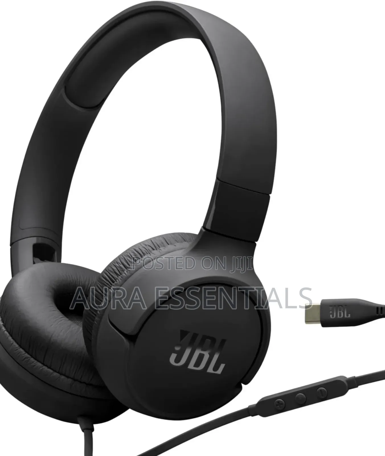 JBL Tune 520c Wired on-Ear Headphones in Black.