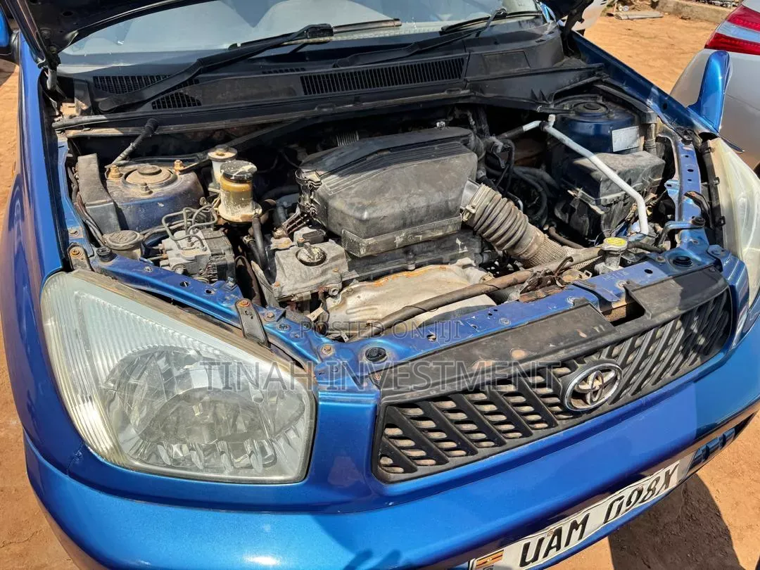 Toyota RAV4 Automatic 2000 Blue