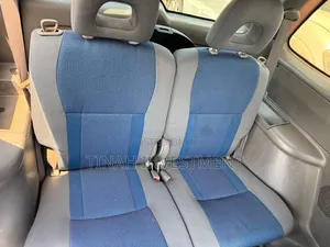 Toyota RAV4 Automatic 2000 Blue