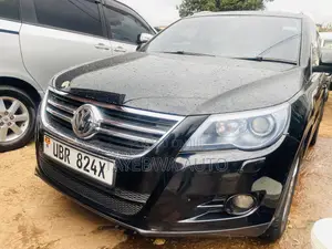 Volkswagen Tiguan 2012