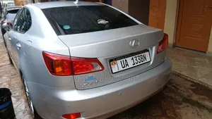 Lexus IS 2015 Silver
