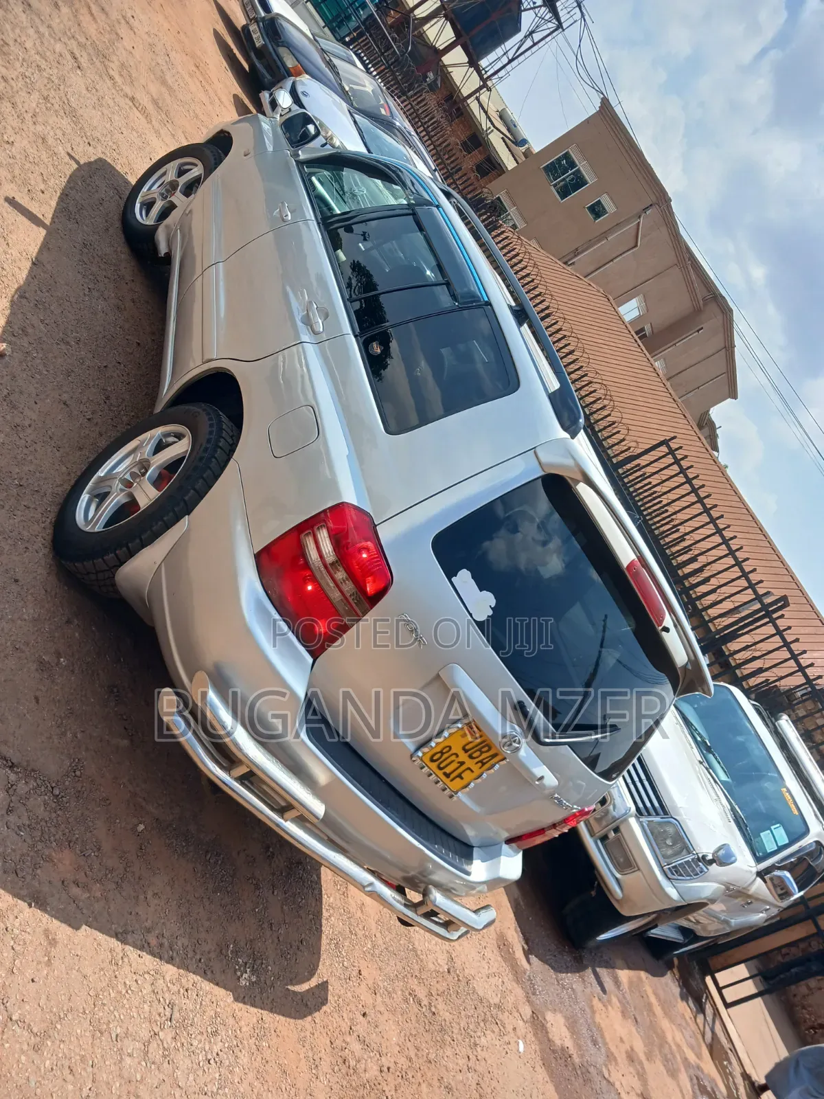 Toyota Kluger 2003 Silver