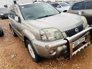 Nissan X-Trail 2007 Gold