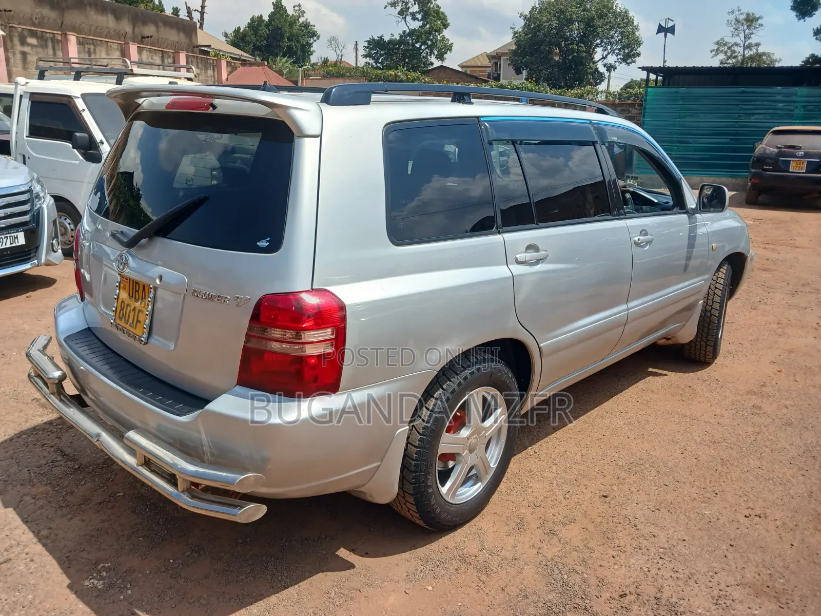 Toyota Kluger 2003 Silver