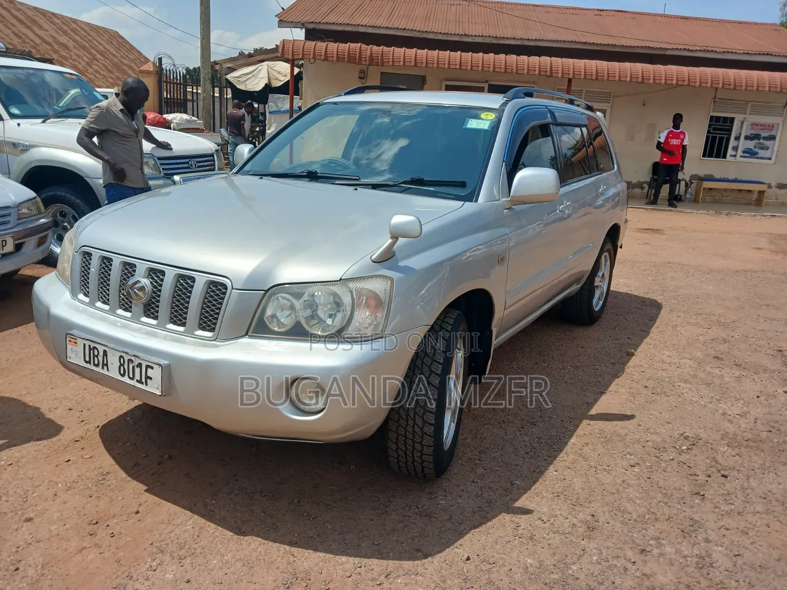 Toyota Kluger 2003 Silver