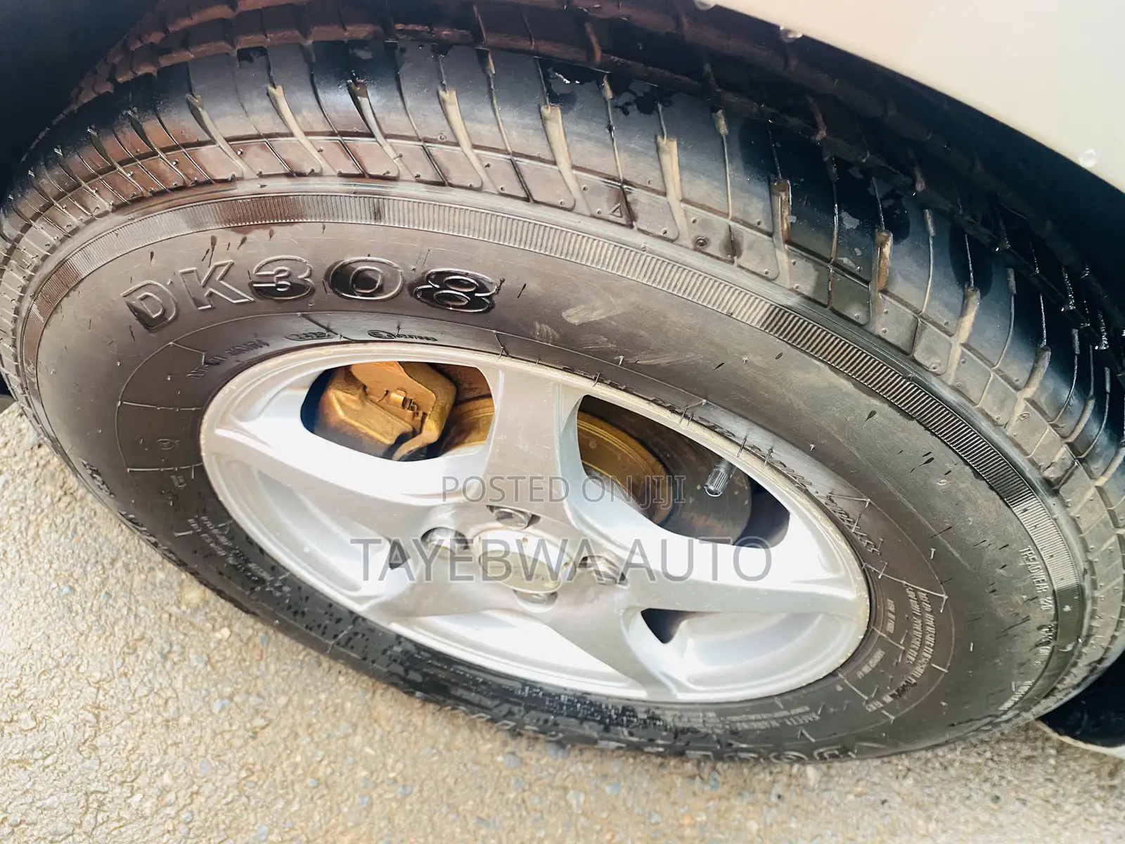 Toyota Axio 1.5 X 2WD 2010 Silver