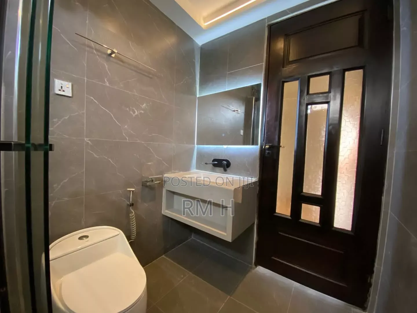 1bdrm Apartment in Upper Konge, Central Division for rent