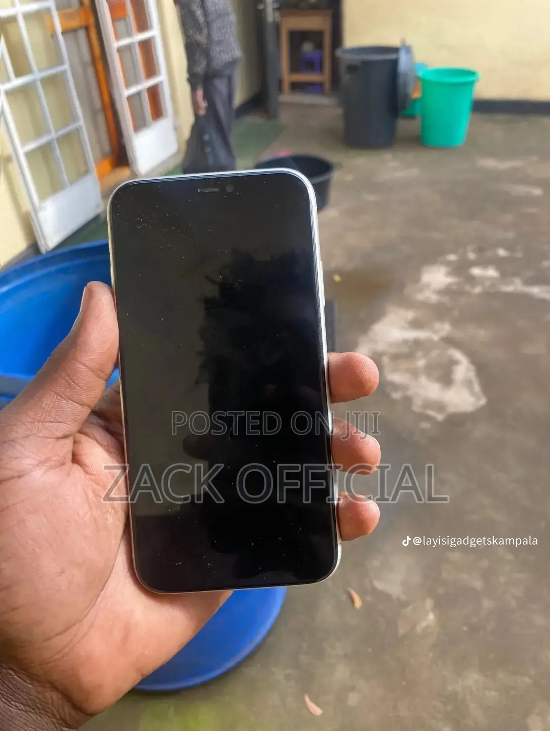 Apple iPhone 11 64 GB Silver
