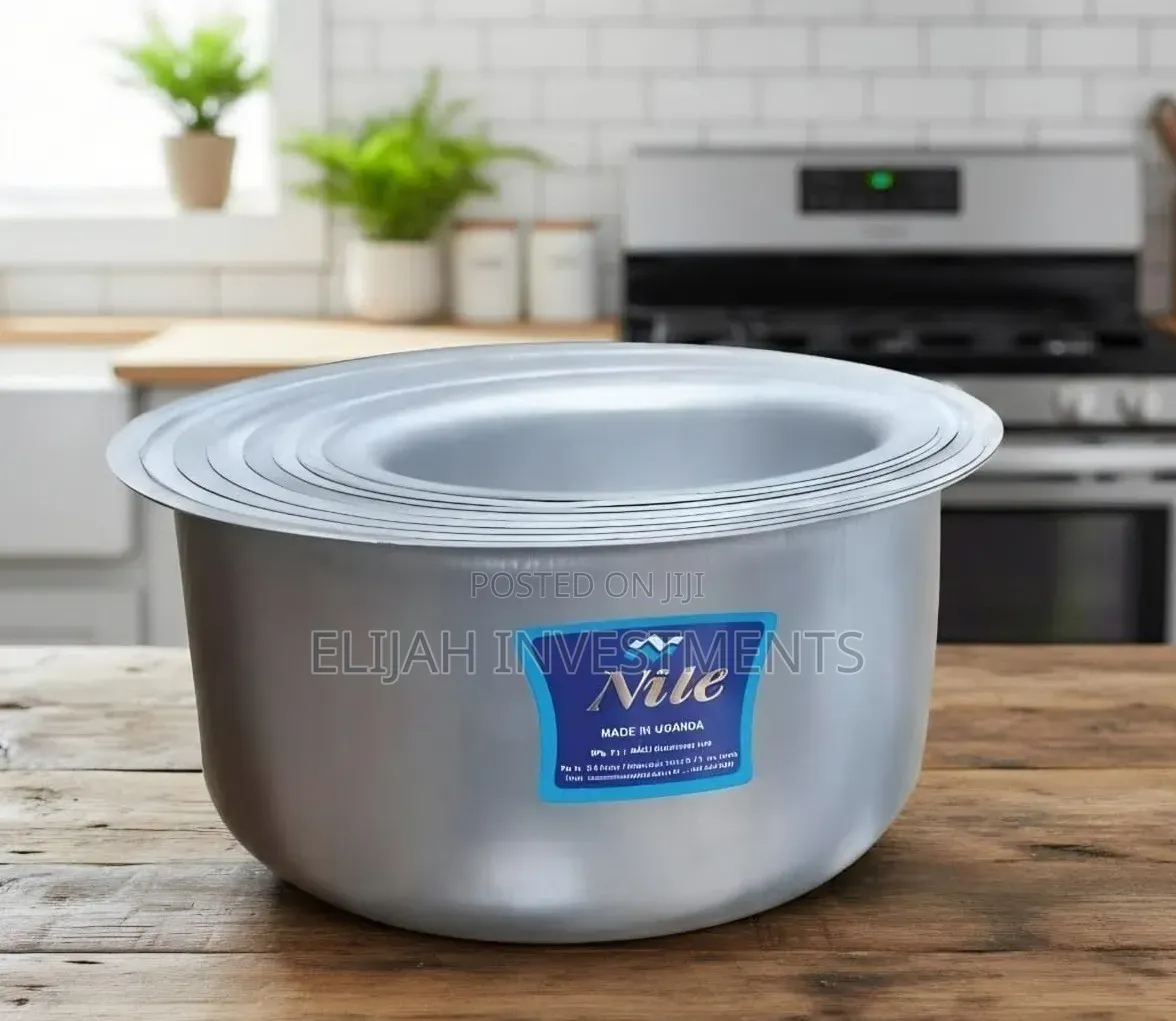 8 Pieces Set of Saucepans With Round Bottom - Silver