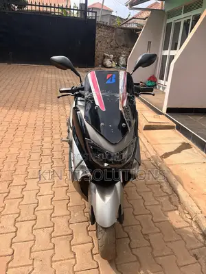 Yamaha NMAX 155 2017 Gray