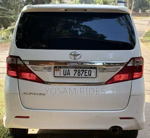Toyota Alphard 2.4 Petrol FWD 2012 White