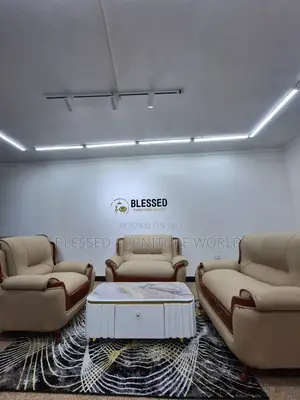 Pure Leather Sofa With Fibre Inside