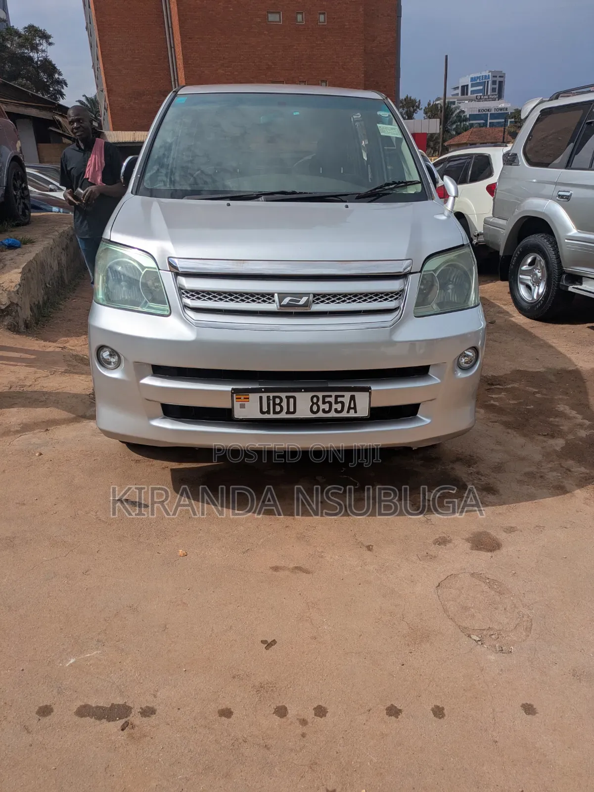 Toyota Noah 2006 Silver