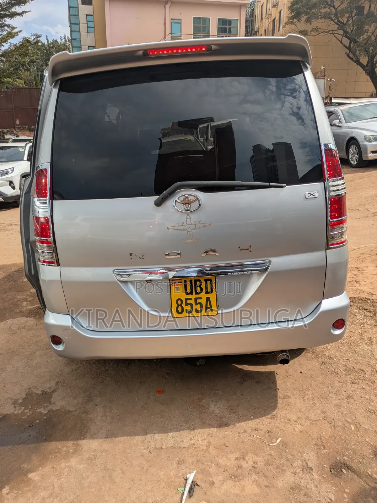 Toyota Noah 2006 Silver