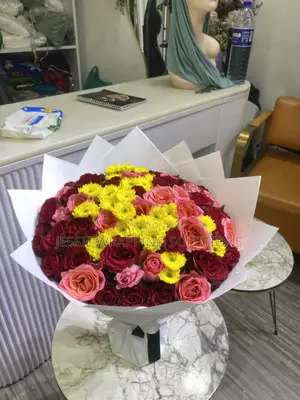 Mixed Flower Bouquet Simple and Fresh