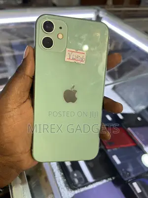 Apple iPhone 11 128 GB Green