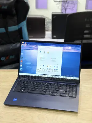 New Laptop Asus VivoBook 15 X510UQ 8GB Intel Core i7 SSD 512GB