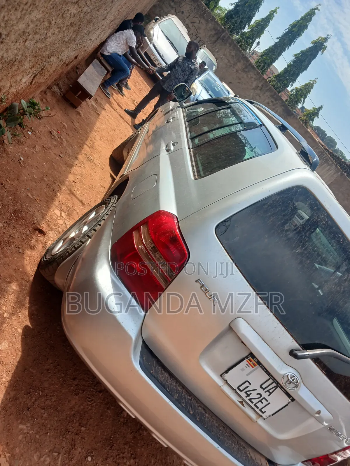 Toyota Kluger 2002 Silver