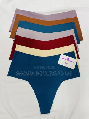 Savy Seamless Laser-Cut Thongs