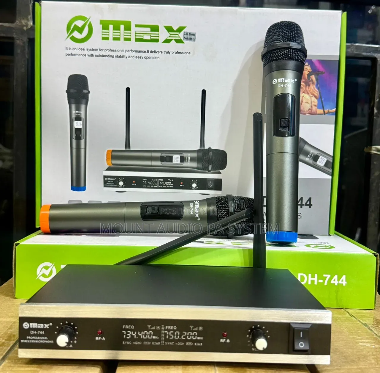 Max Dh-744 Wireless Microphones