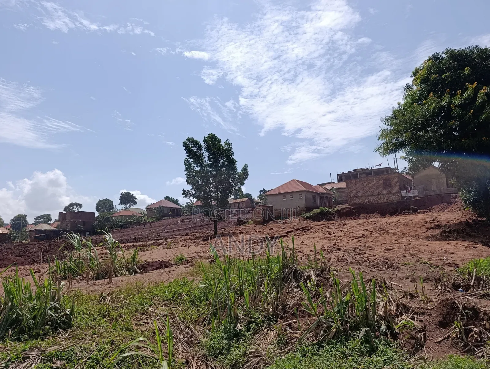 20/40ft Ndejje Kanaba Quick Sale