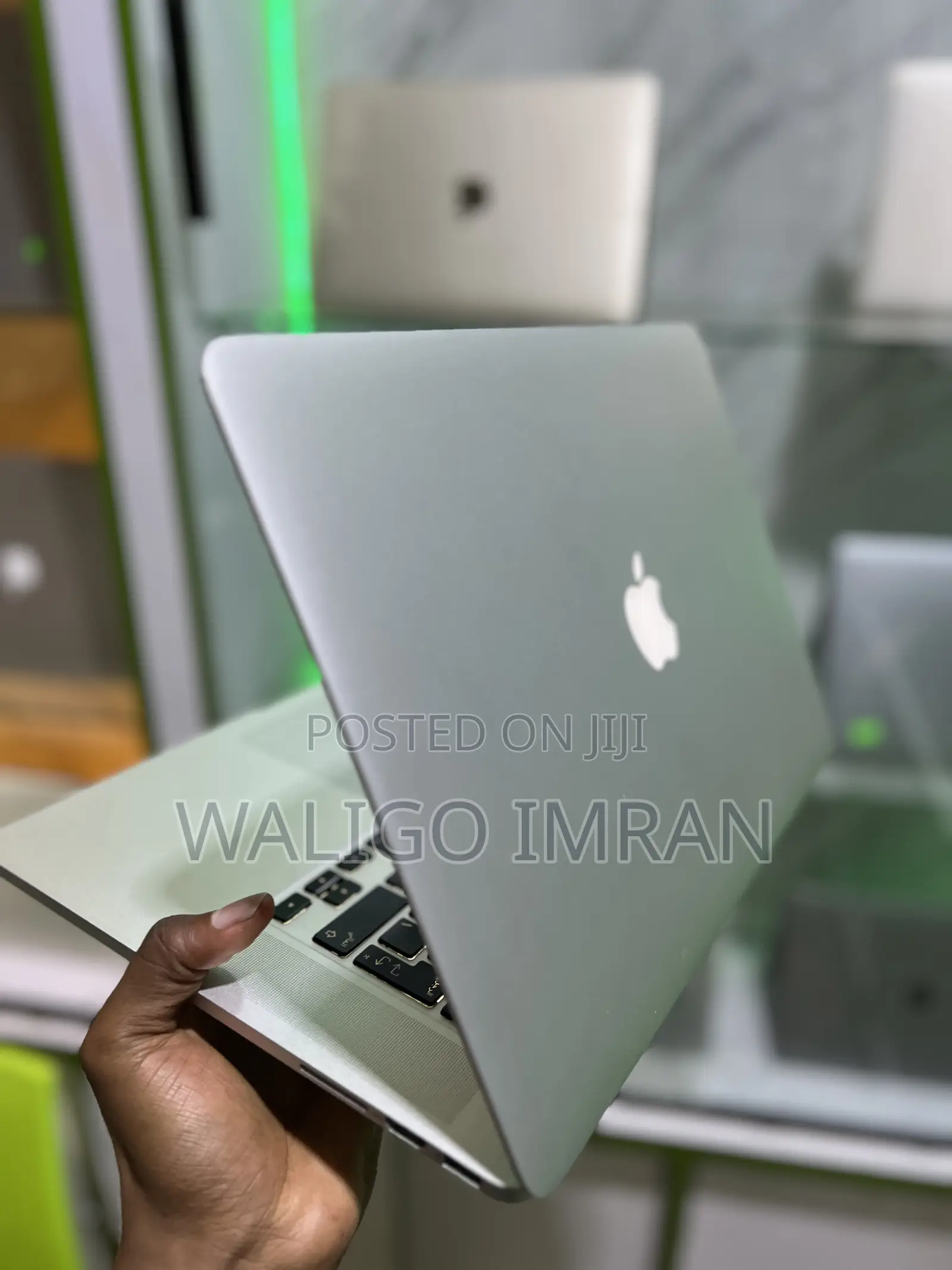 Laptop Apple MacBook Pro 2015 16GB Intel Core i7 SSD 512GB