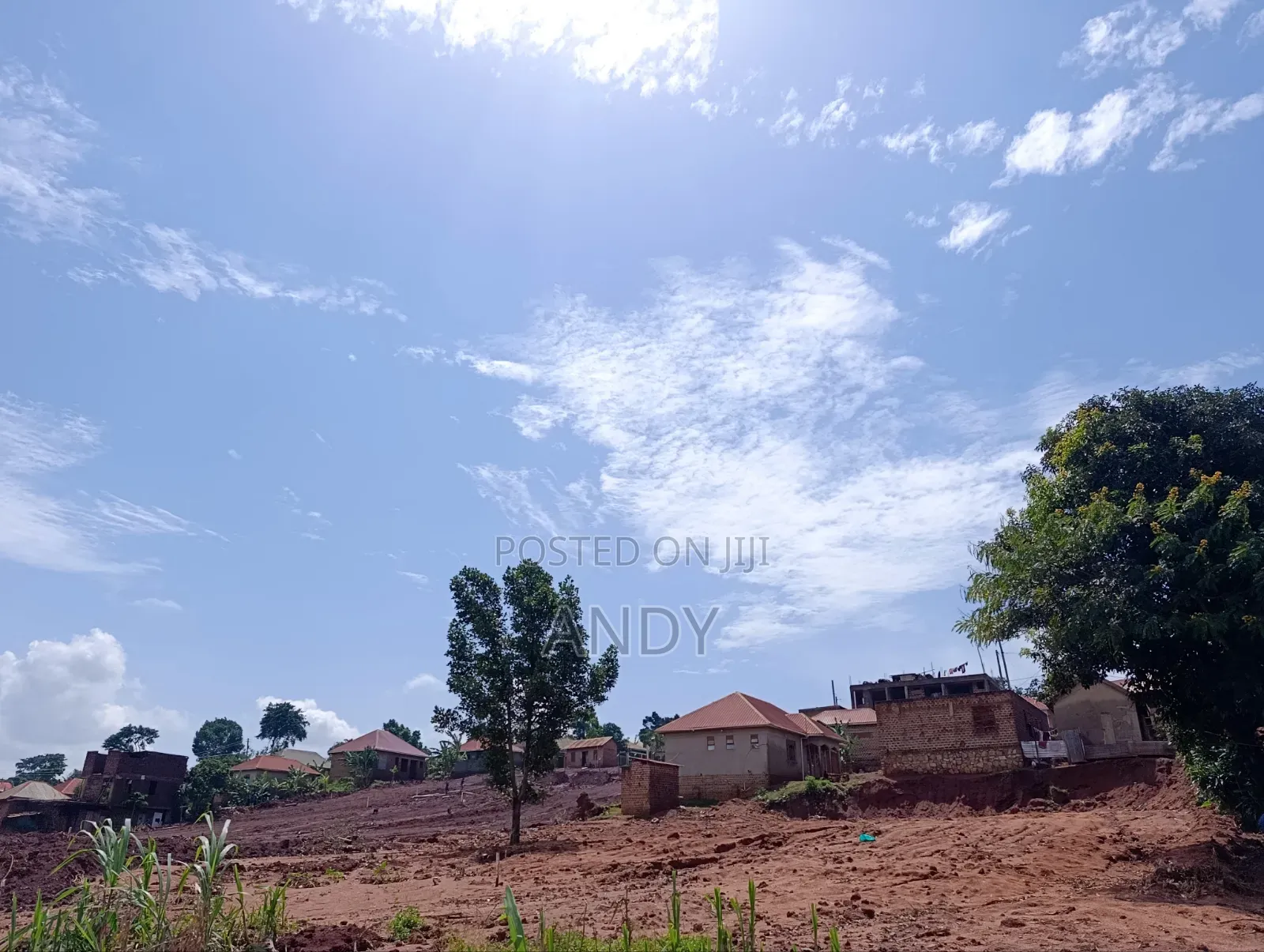 20/40ft Ndejje Kanaba Quick Sale