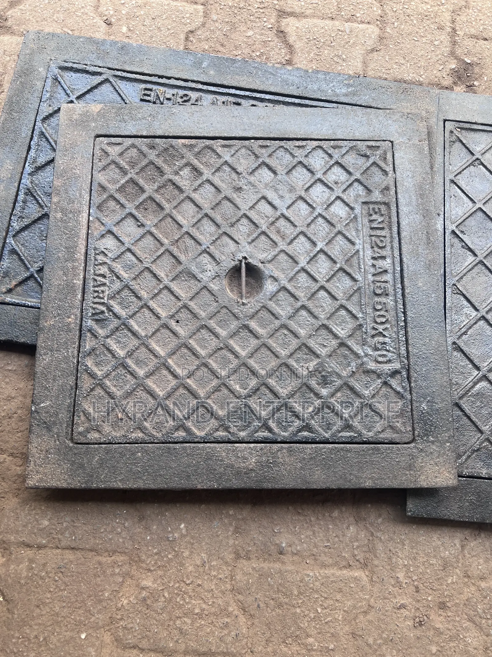 Manhole 50 by 50(Castiron)