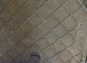 Manhole 50 by 50(Castiron)