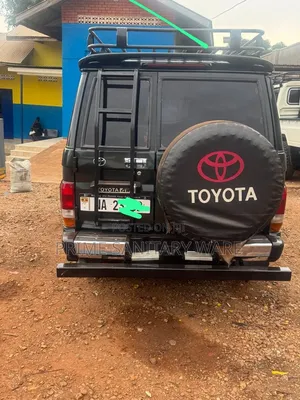 Toyota Land Cruiser Prado 1995 Green