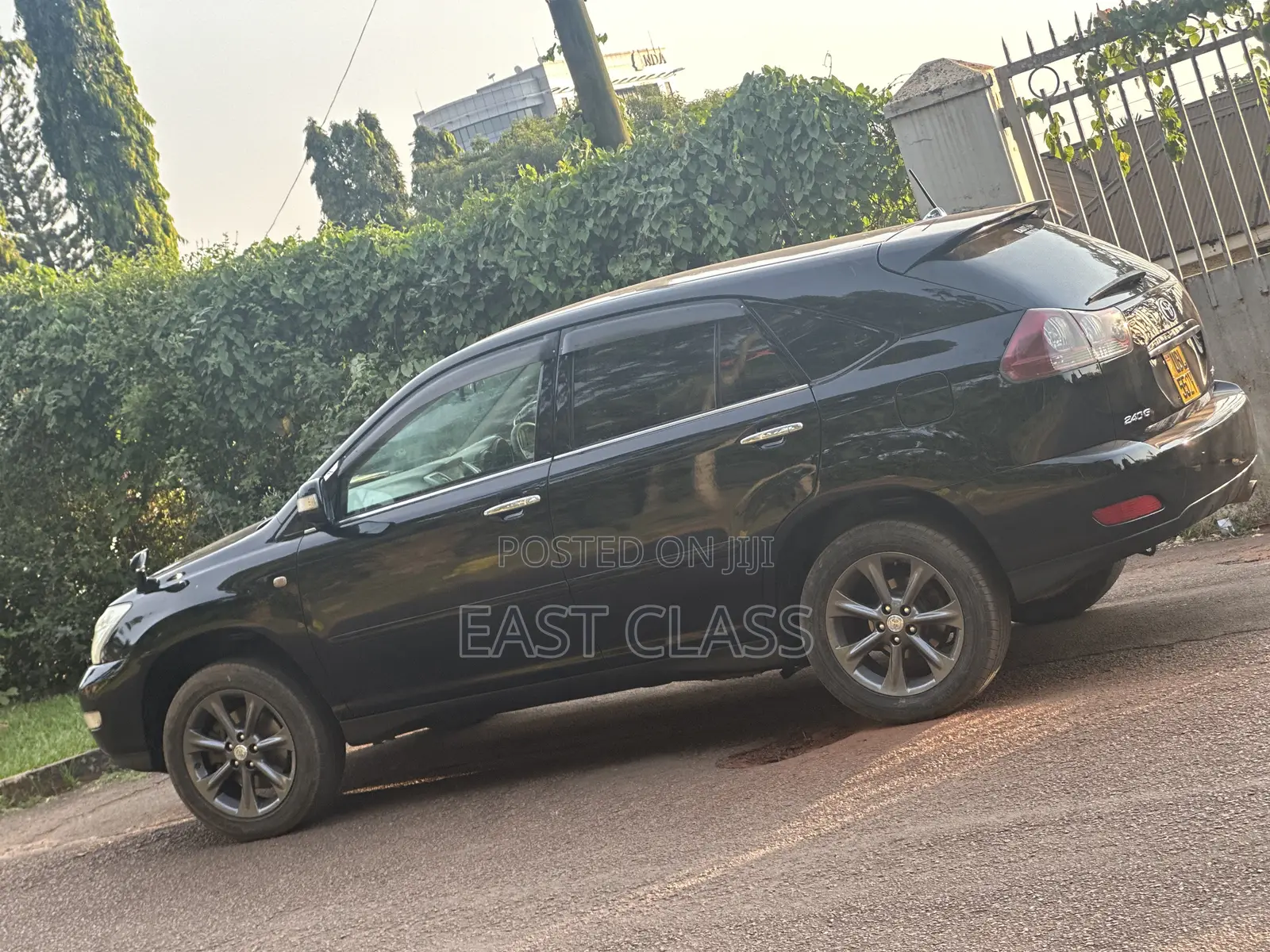 Toyota Harrier 2.4 2009 Black