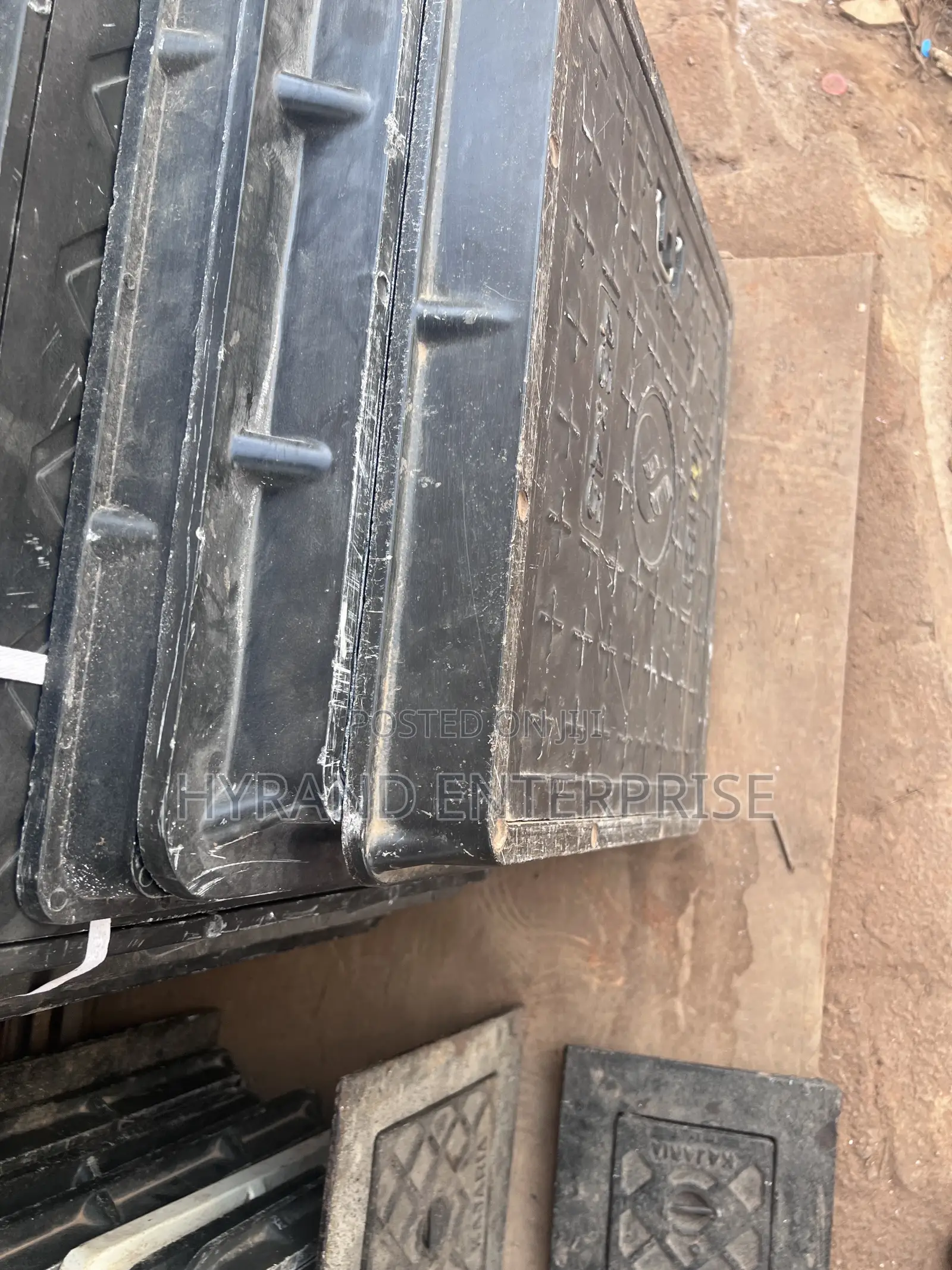 Manholes 45 by 45(Fibre)
