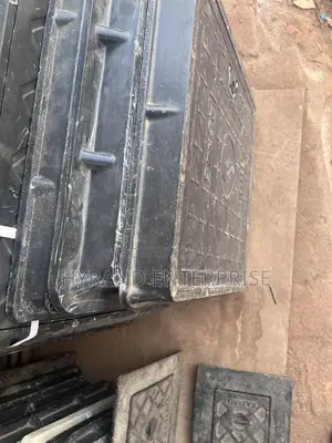 Manholes 45 by 45(Fibre)