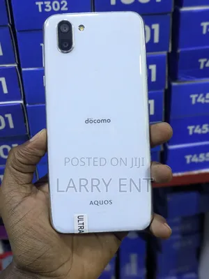 Sharp Aquos R2 64 GB White