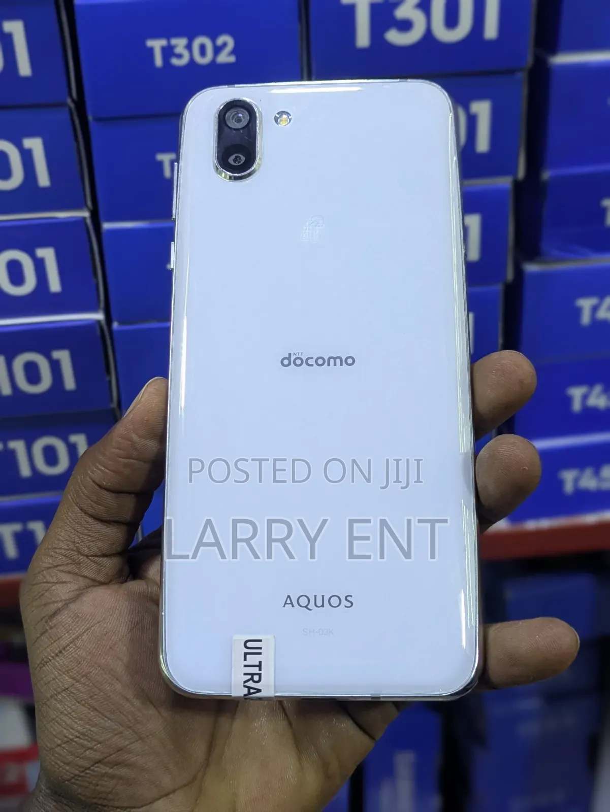 Sharp Aquos R2 64 GB White