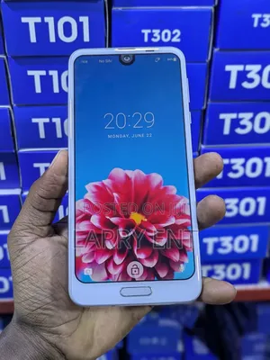 Sharp Aquos R2 64 GB White