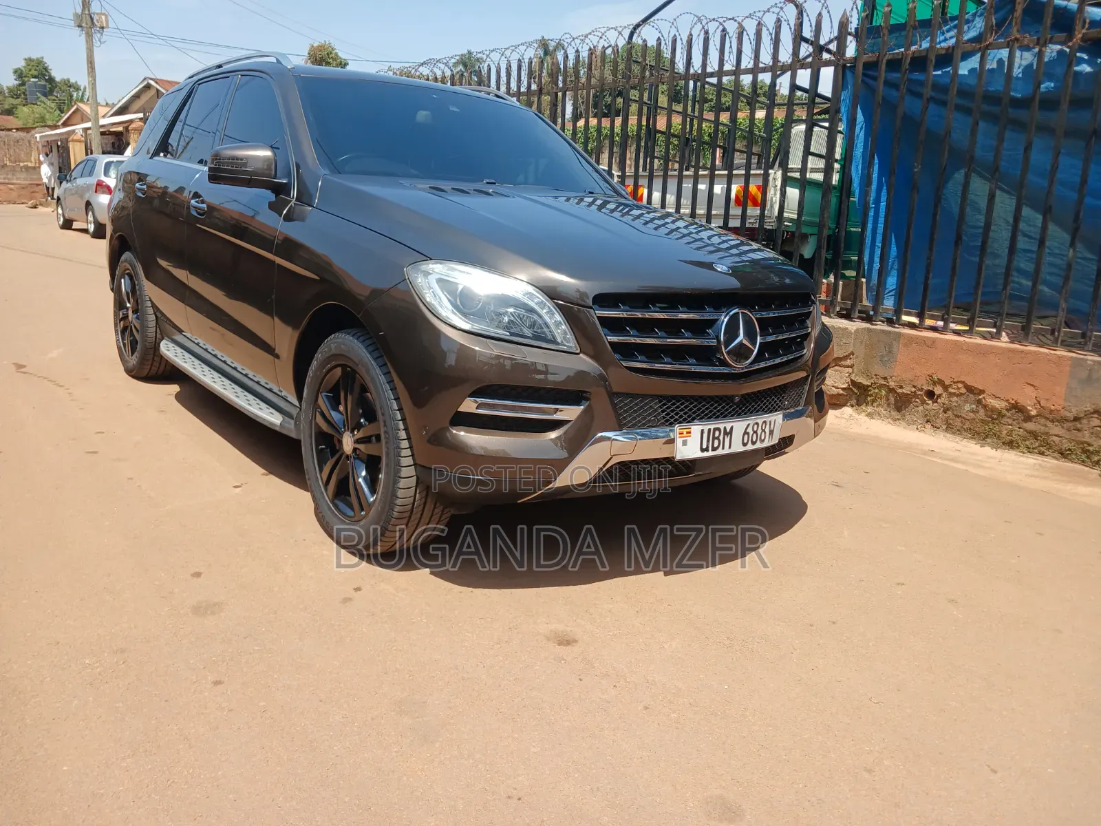 Mercedes-Benz M Class 2014 Brown