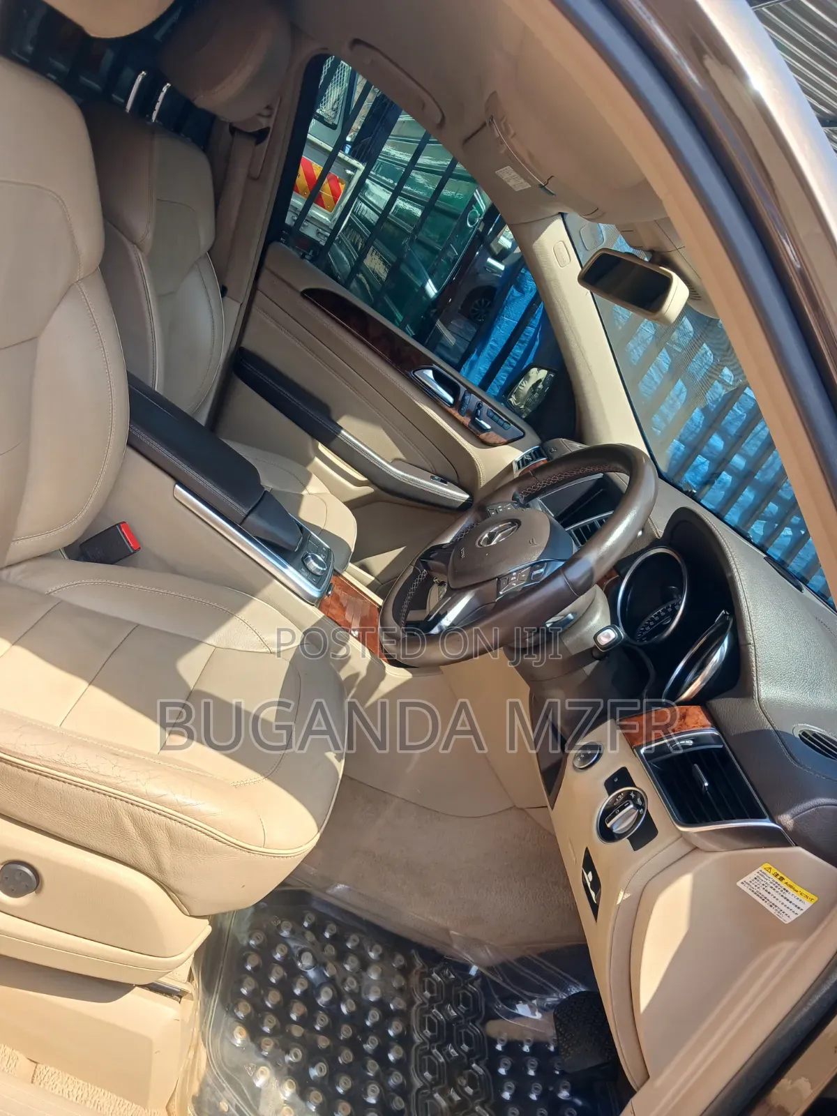 Mercedes-Benz M Class 2014 Brown