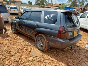 Subaru Forester 2001 Gray
