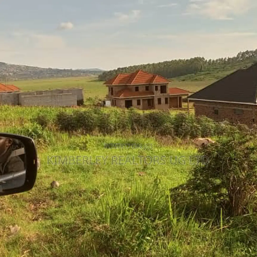 Land for Sale – Nsanji, Masaka Road