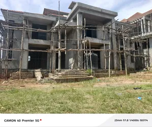 5bdrm House in Kungu, Central Division for sale