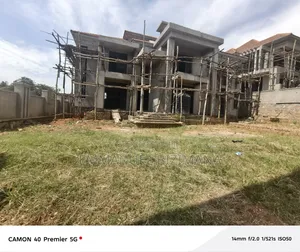 5bdrm House in Kungu, Central Division for sale