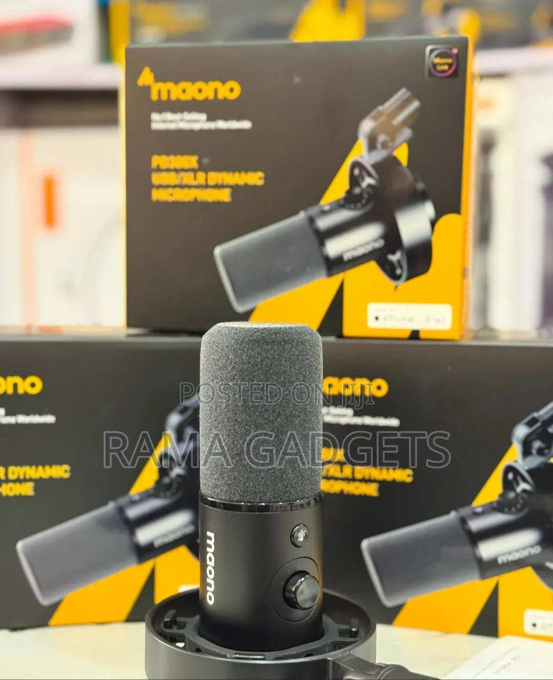 Maono Pd300x Is a Versatile Dynamic Microphone Designed for Podcasting