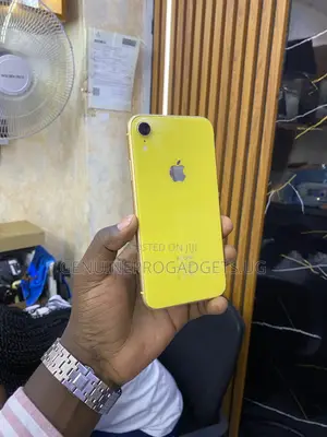 Apple iPhone XR 128 GB Yellow