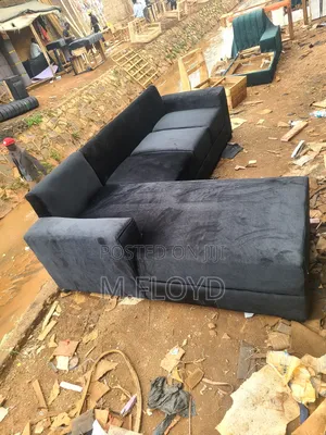L.Sofa With the Pillows in It