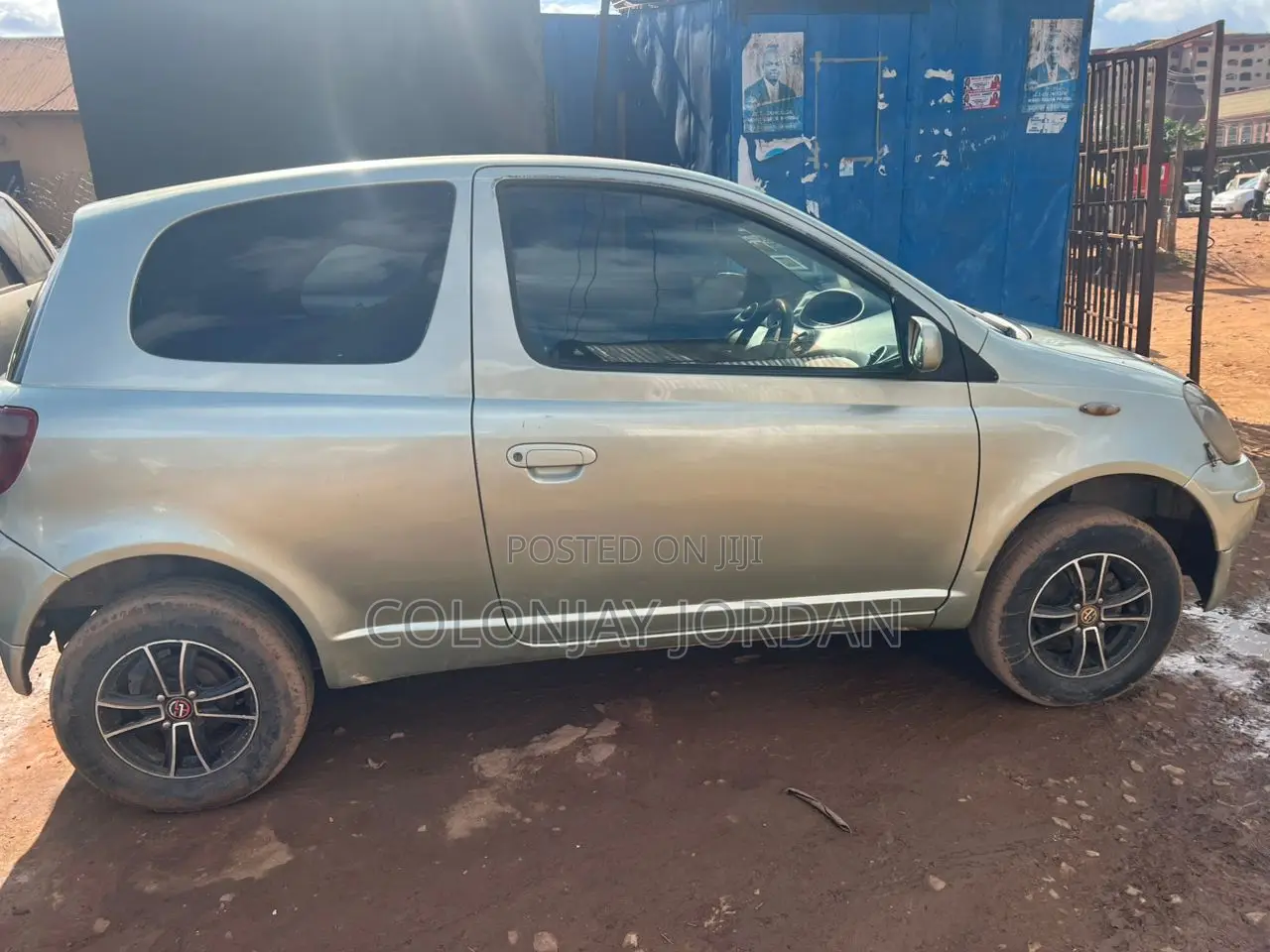 Toyota Vitz 2001 Green