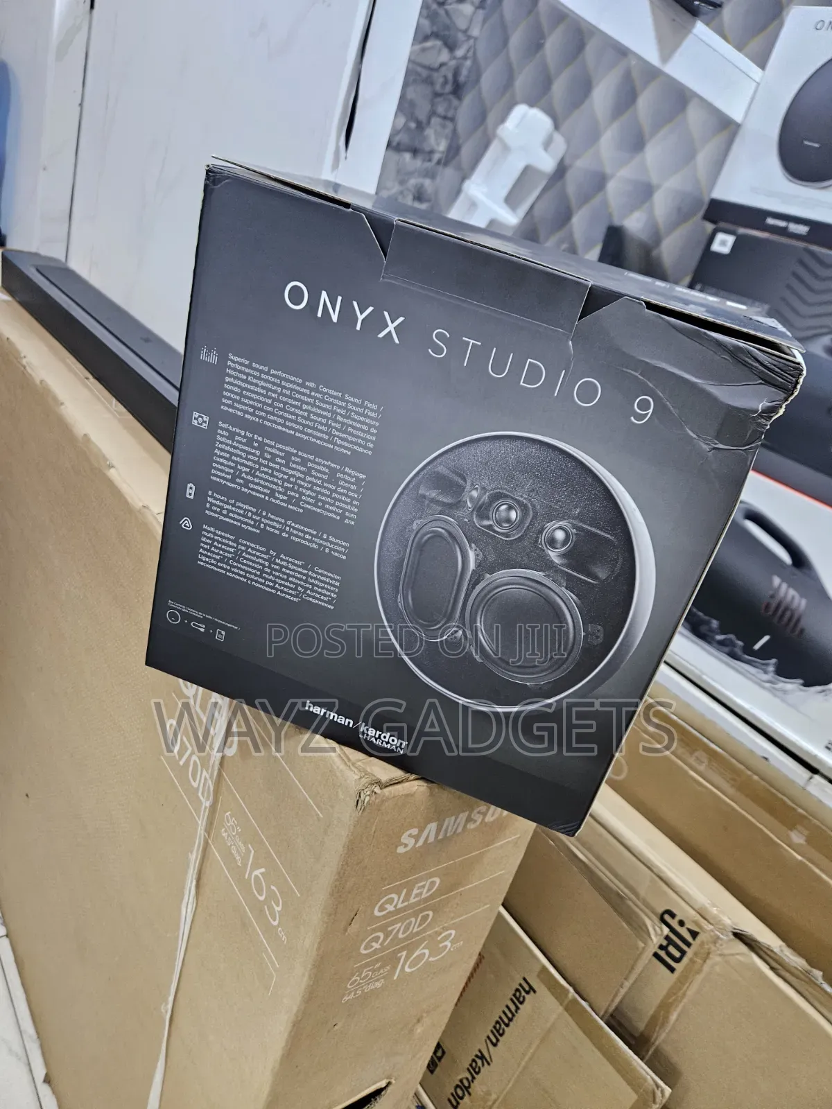 Harman Kardon Onyx Studio 9