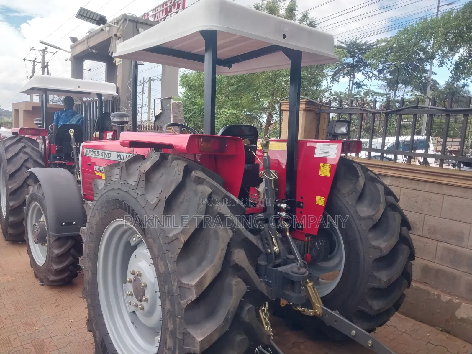 Tractor Messi Ferguson 385 4wd 2026