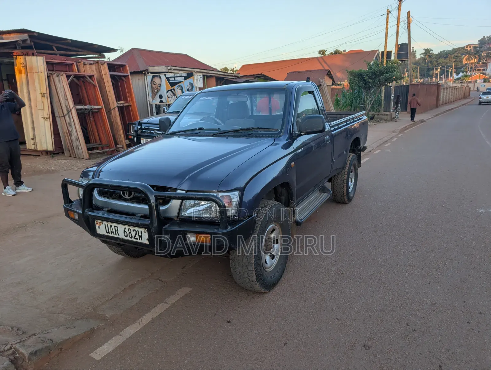 Toyota Hilux 2004 Blue
